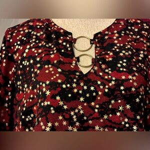 EUC Michael Kors top size L. A bell sleeve & star pattern a great July shirt
